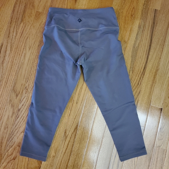 Prana Capri Leggings,  Size small.  Gray. - Picture 3 of 3